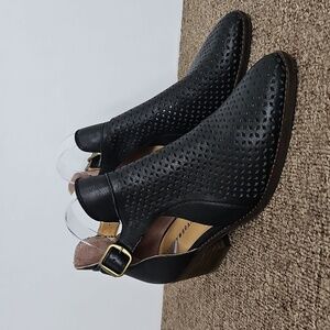 Lucky Brand Fillian Black Leather Booties Cutouts Sz 9.5 Womens